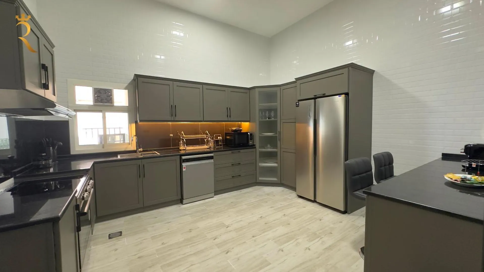 Exquisite 5-Br Paradise In Al Danah Abu Dhabi Apartment