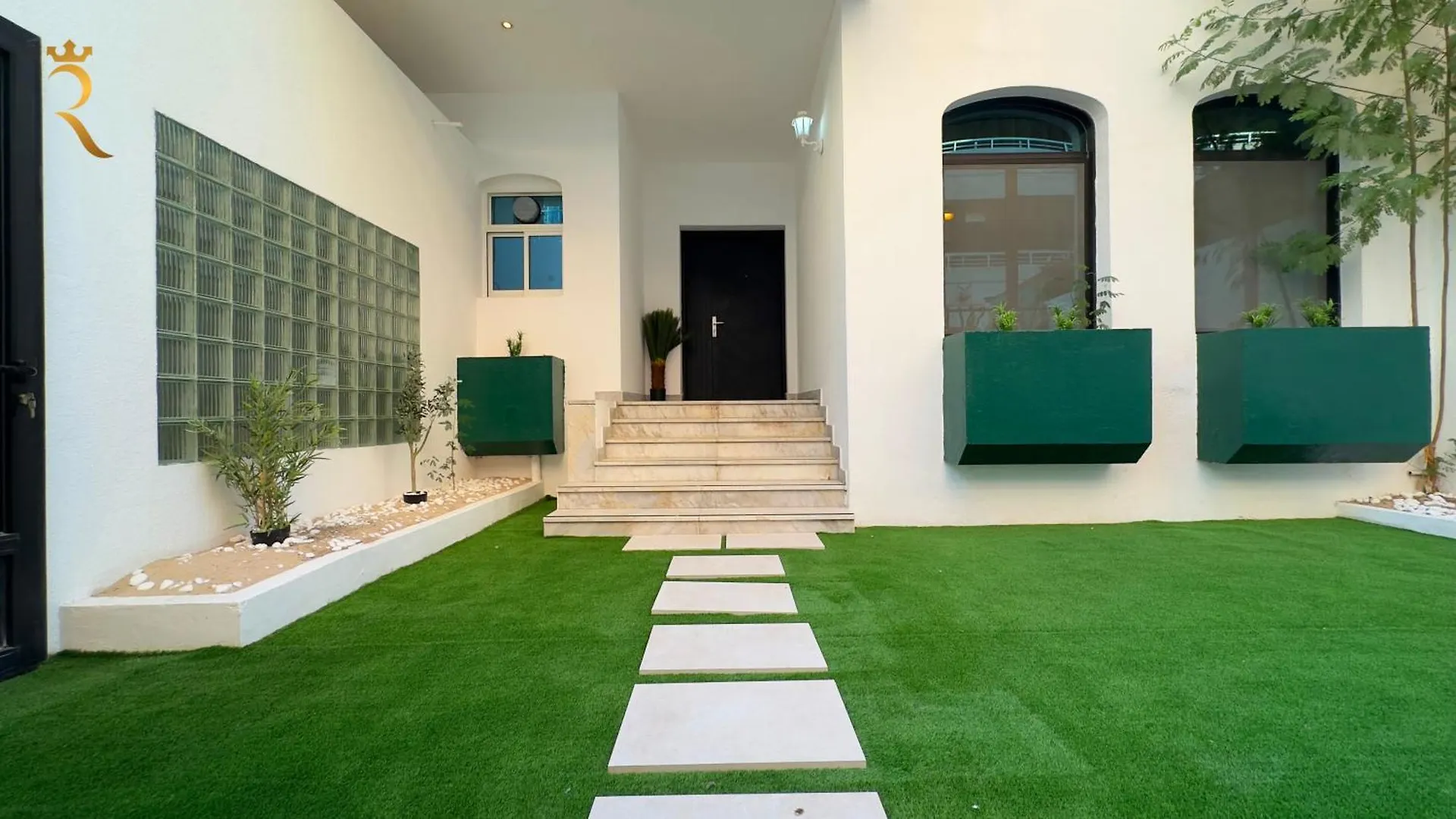 Exquisite 5-Br Paradise In Al Danah Abu Dhabi 0*,