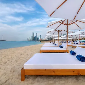 5* Üdülőközpont Radisson Blu & Resort, Corniche
